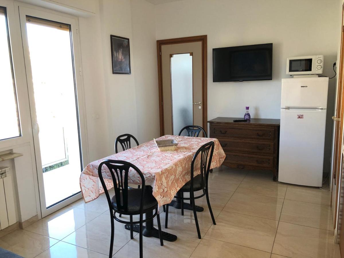 Apartamento Attico Tacito Ventimiglia Exterior foto