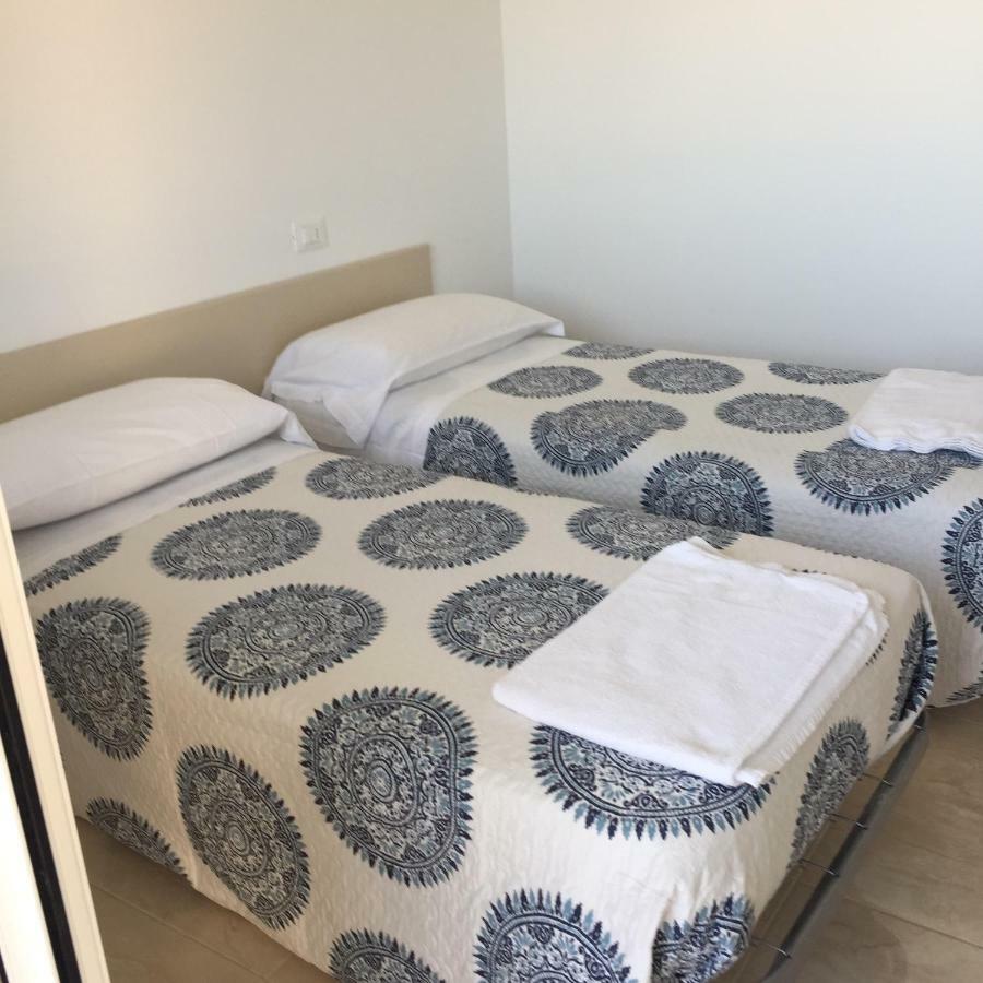 Apartamento Attico Tacito Ventimiglia Exterior foto